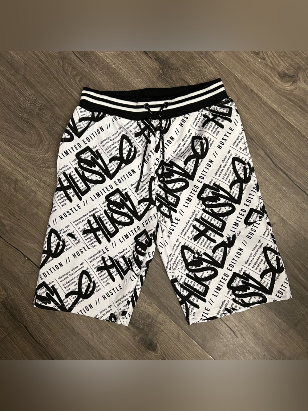 Encrypted Hustle Graphic Black & White Shorts Size Medium